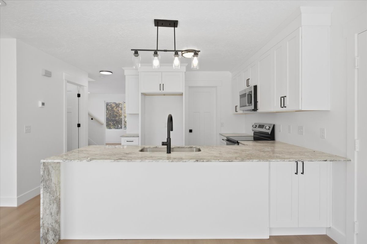 Photo 9 of 26 E 1860 N, Tooele