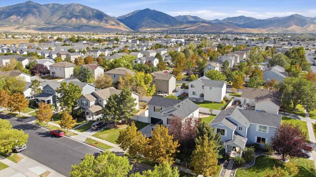 Photo 33 of 26 E 1860 N, Tooele